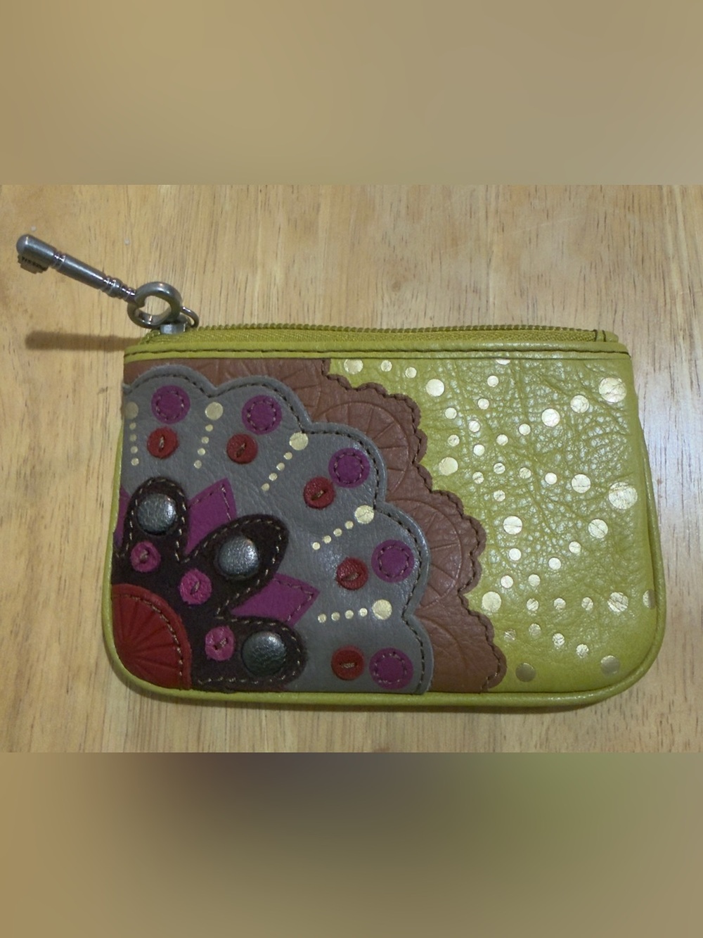 Fossil Yellow Floral Appliqué Leather Zip Pouch ID Holder Wallet Travel